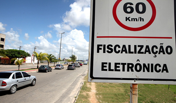 Licitação para fiscalização eletrônica chega a etapa final - SMTT Aracaju